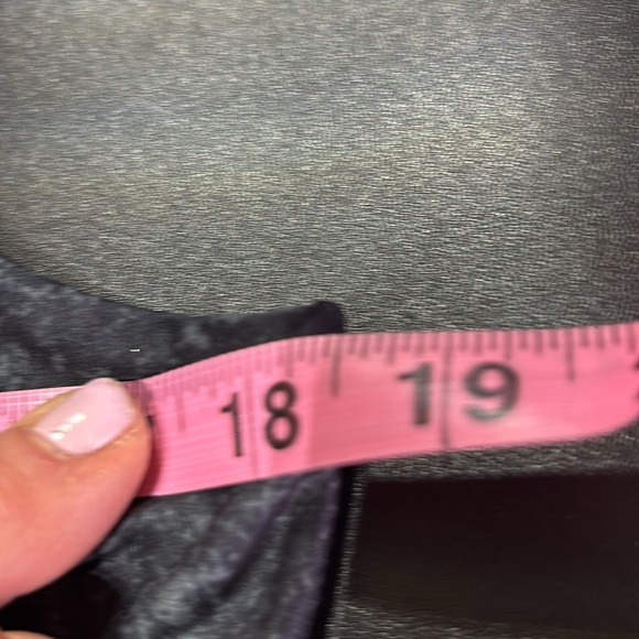 Prana Momento Reversible Fitted Stretch Crop Top,athletic,everyday, sustainable - Picture 9 of 12